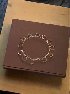 loop necklace