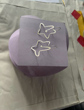 Load image into Gallery viewer, stars fine silver earrings