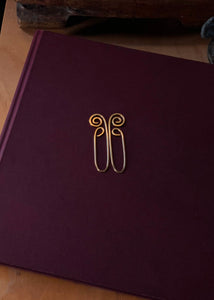 Spiral book / paper clip