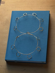 loop necklace