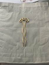 Load image into Gallery viewer, hairpins brass