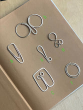 Load image into Gallery viewer, Paperclip Bookmark/jewelry