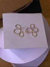 Load image into Gallery viewer, silos earrings pair in 14k goldfill