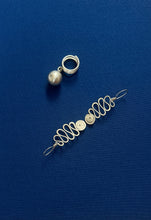 Load image into Gallery viewer, serpent silver earrings