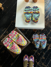 Load image into Gallery viewer, Grandma's Konkon zori